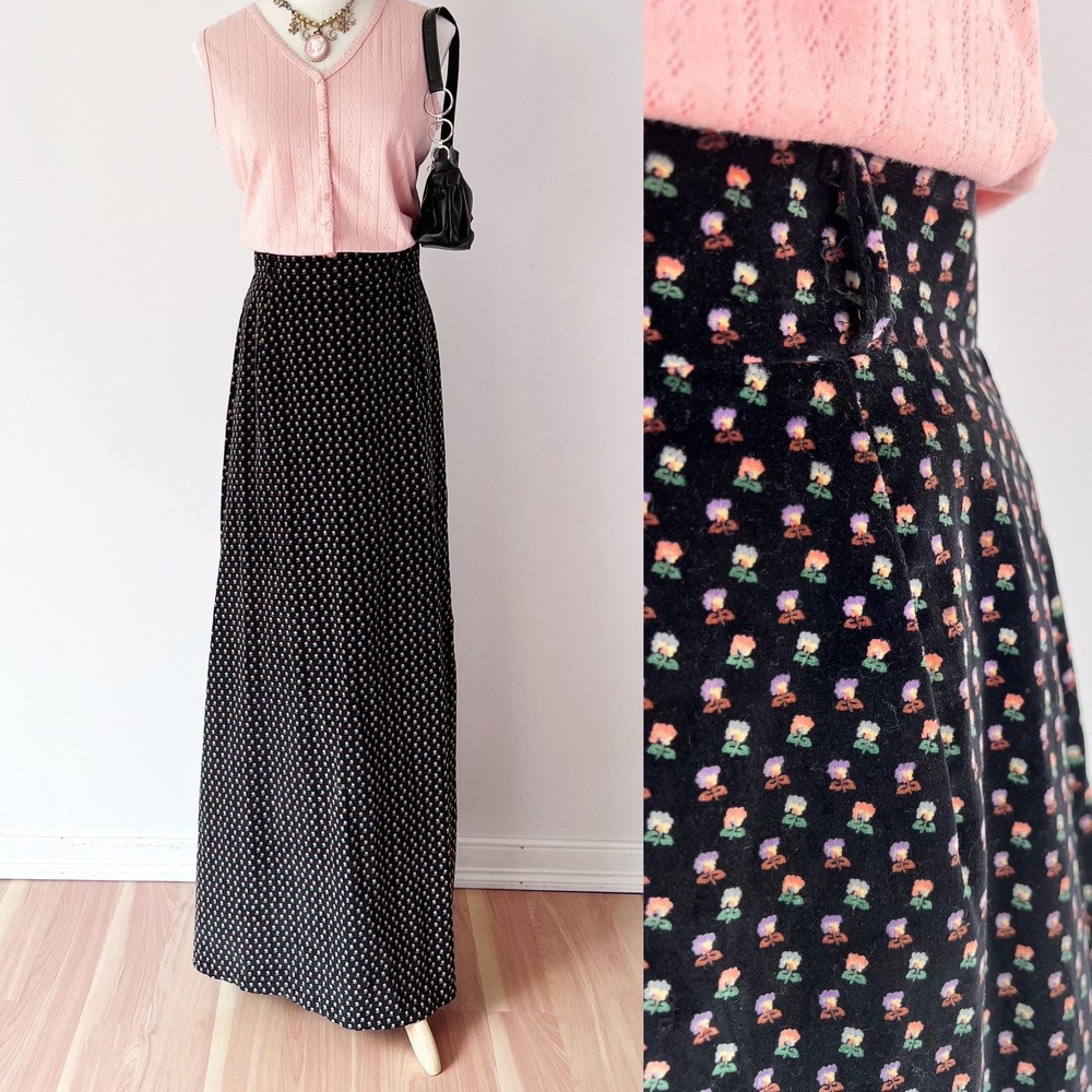 XS 1970s Black Velveteen Floral Maxi Skirt Whimsigoth‎ Vintage Velvet
